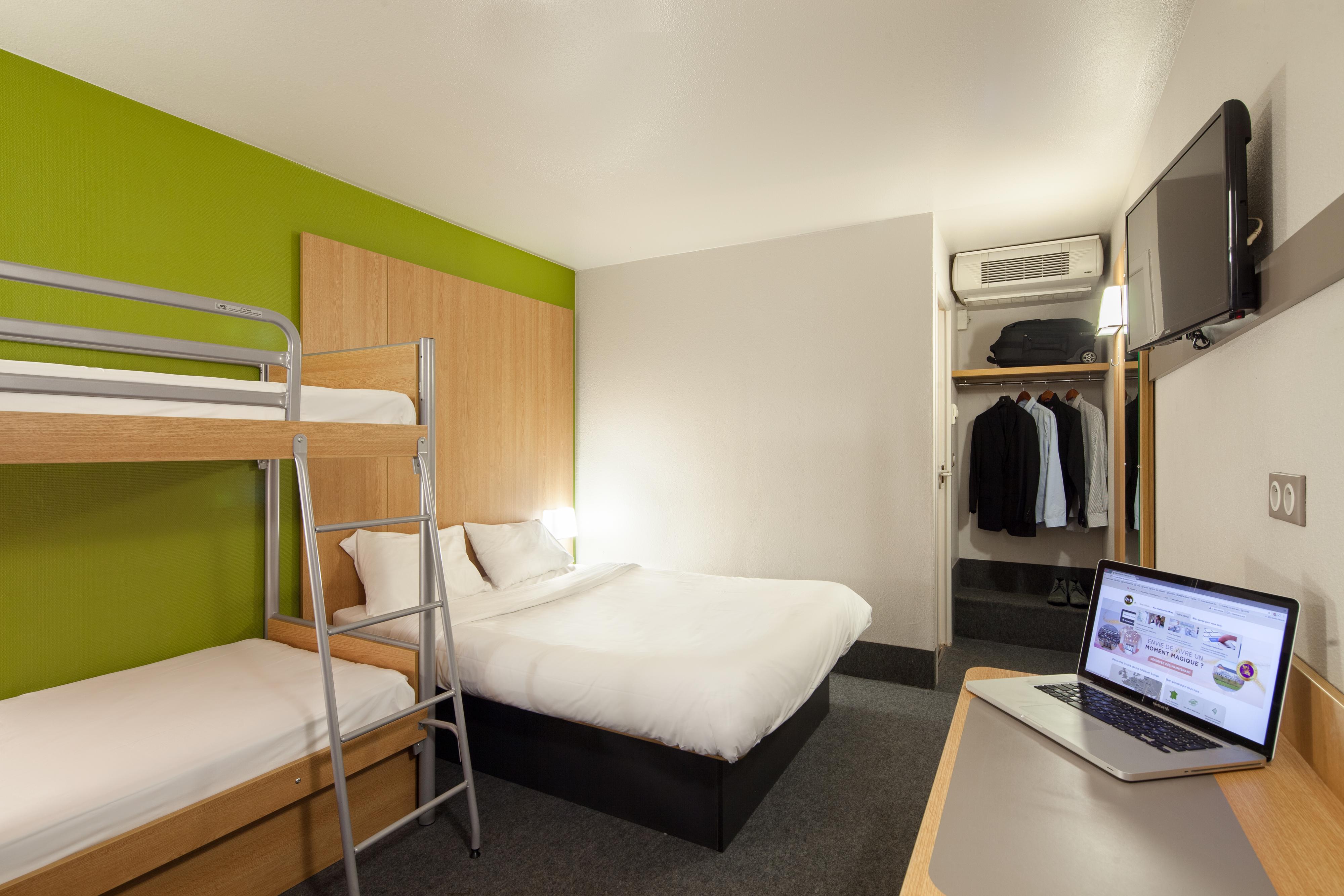 B&B Hotel Louveciennes Le Port-Marly Exteriör bild