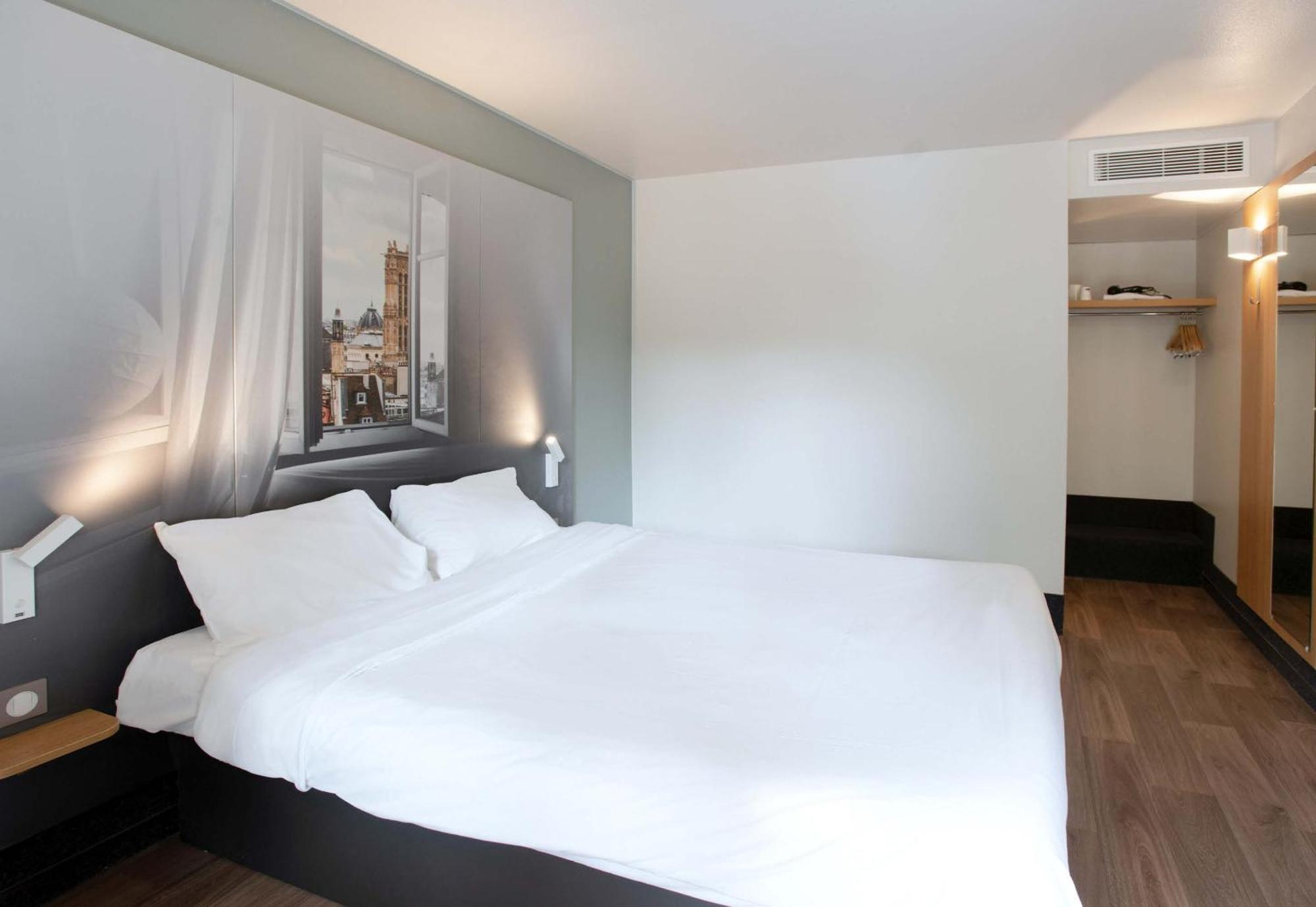 B&B Hotel Louveciennes Le Port-Marly Exteriör bild